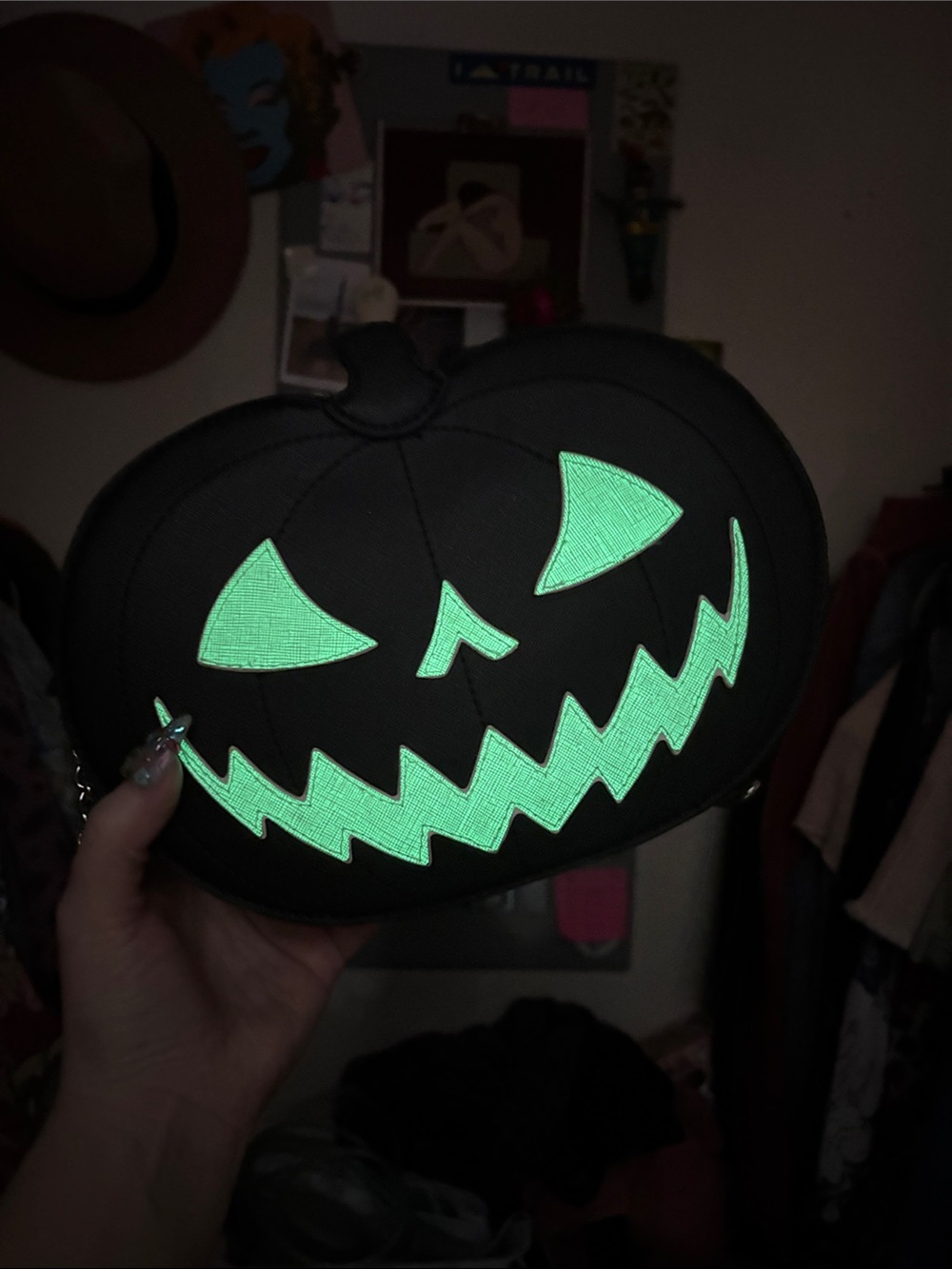 Glow-In-The-Dark Pumpkin Crossbody Bag - Black/Green